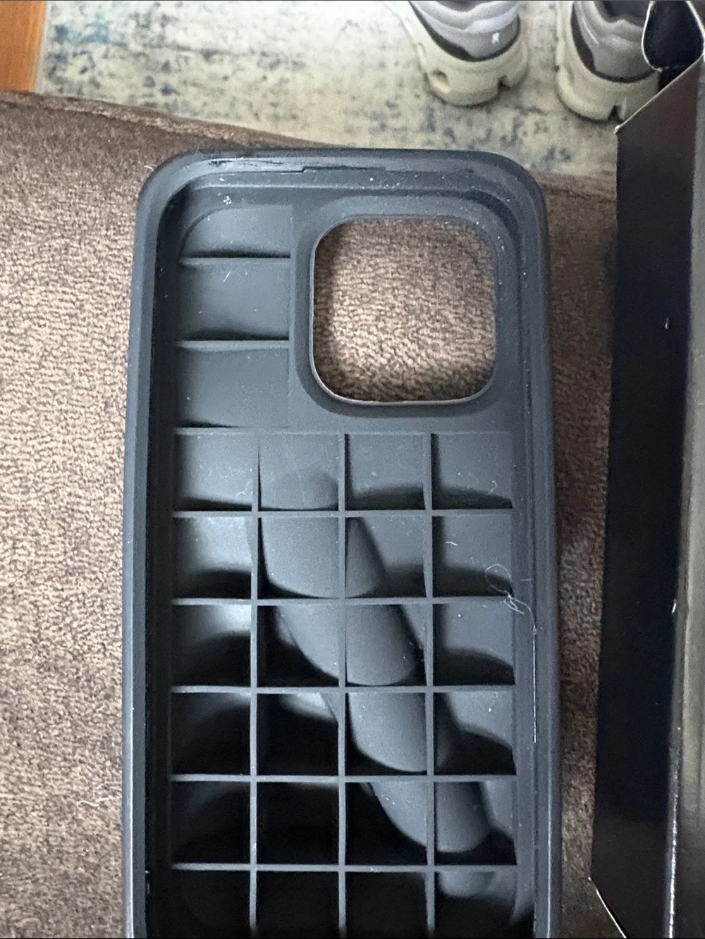RHODE Black Lip Case for iPhone 16 Pro with Raised Grip
